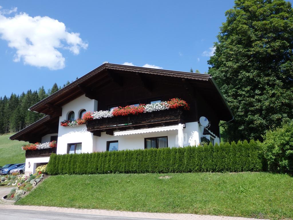Haus Ratgeb Apartment Filzmoos Bagian luar foto